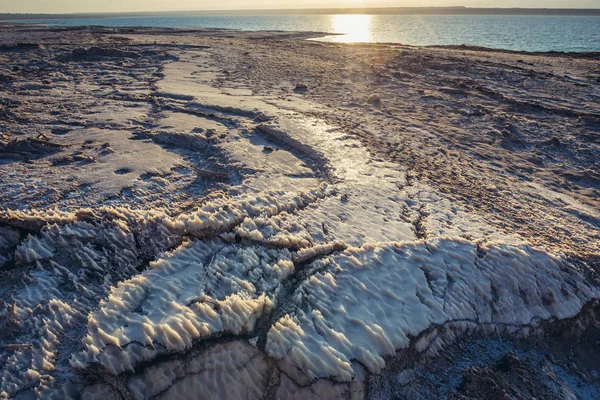 Dépôts Sel Gemme Sur Une Rive Lac Salé Mer Morte — Photo