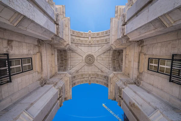 Arco triunfal en Lisboa — Foto de Stock
