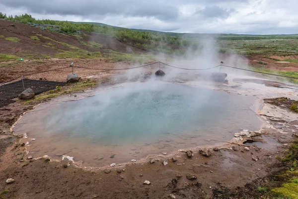 Heiße Quelle in Island — Stockfoto