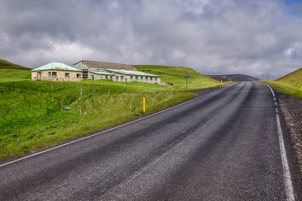 Fazenda abandonada na Islândia — Fotografia de Stock