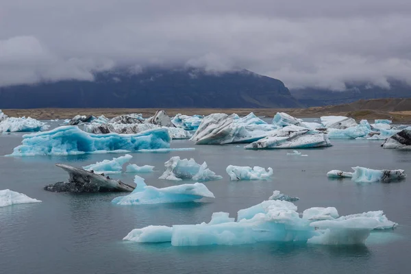 Λίμνη jokulsarlon στην Ισλανδία — Φωτογραφία Αρχείου