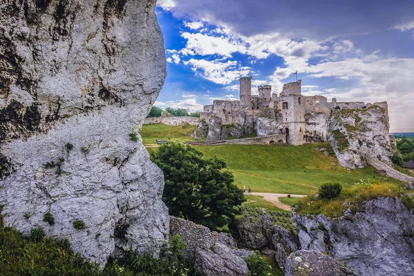 Ogrodzieniec Castle in Poland — Stock Photo, Image