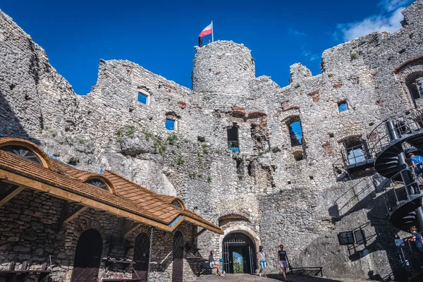 Огродзеницкий замок в Польше — стоковое фото
