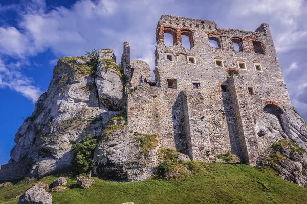 Castelo de Ogrodzieniec na Polónia — Fotografia de Stock