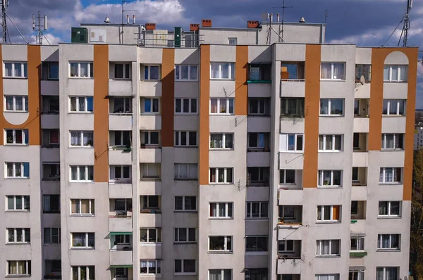 Edificio residenziale a Varsavia — Foto Stock