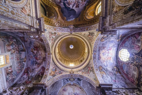 Gerçek katedral. — Stok fotoğraf