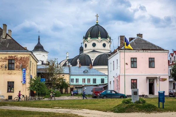 Zhovkva Ucrania Junio 2017 Iglesia Santísima Trinidad Parte Histórica Ciudad —  Fotos de Stock