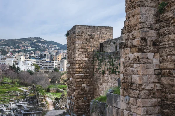 Een Van Toren Van Kruisvaarders Fort Byblos Libanon Een Van — Stockfoto