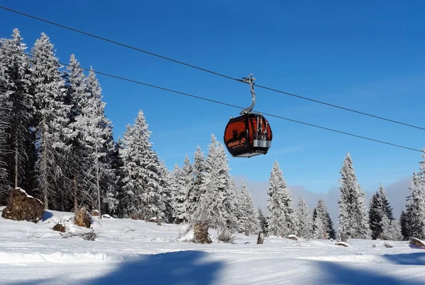 Jasna Eslováquia Janeiro 2017 Vista Teleférico Abetos Nevados Pista Esqui — Fotografia de Stock