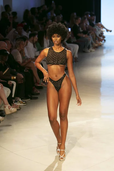 Model Walks Runway Cirone Swim Fashion Show Summer 2019 Collection — Stock Photo, Image