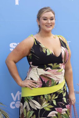 Model Hunter Mcgrady, 10 Mayıs 2019'da Miami'deki Ice Palace'da düzenlenen 2019 Magazine Sports Illustrated Swimsuit Edition'ın lansmanı sırasında kırmızı halıda poz veriyor.