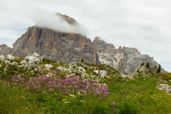 Vista de las montañas Dolomitas — Foto de Stock