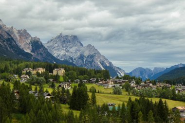 Dolomites Alpler, Unesco doğal mirası çarpıcı görünümü
