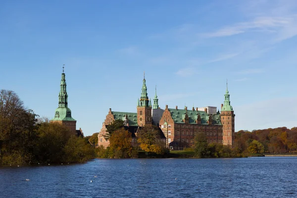Πανέμορφη Θέα Του Παλατιού Fredensborg Hilleroed Δανία — Φωτογραφία Αρχείου