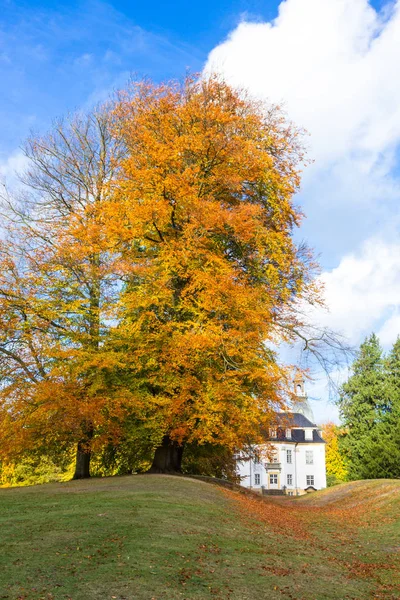 Golden Autumn Park Charlottenlund Palace North Copenhagen — Stock Photo, Image