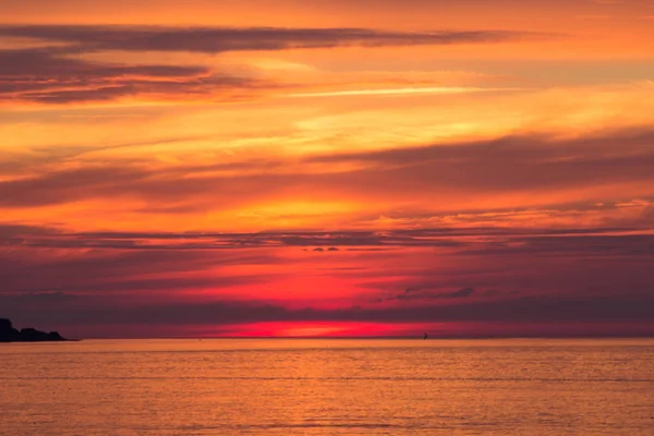 Belo Céu Por Sol Sobre Mar Báltico Entre Suécia Dinamarca — Fotografia de Stock