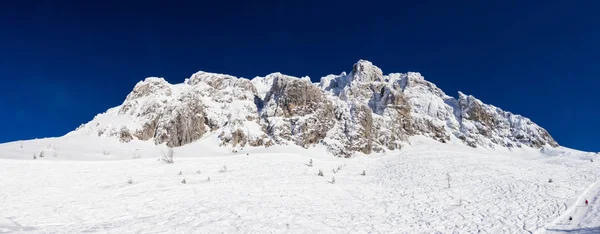 奥地利阿尔卑斯山纳斯费尔德滑雪胜地的景色 — 图库照片