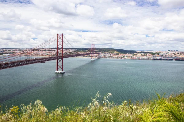 Panoramic View Ponte Abril Long Bridge Lisbon Portugal — Stock Photo, Image