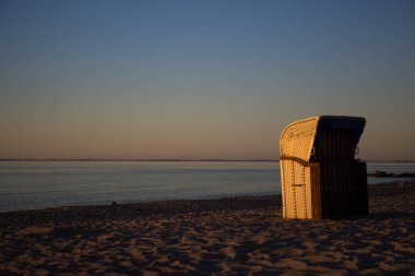 Kuzey Denizi 'nde hasır sandalyeler, Alman Plajı