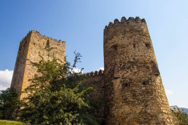 Ananuri kalede karmaşık cauacasian dağlar, Georgia