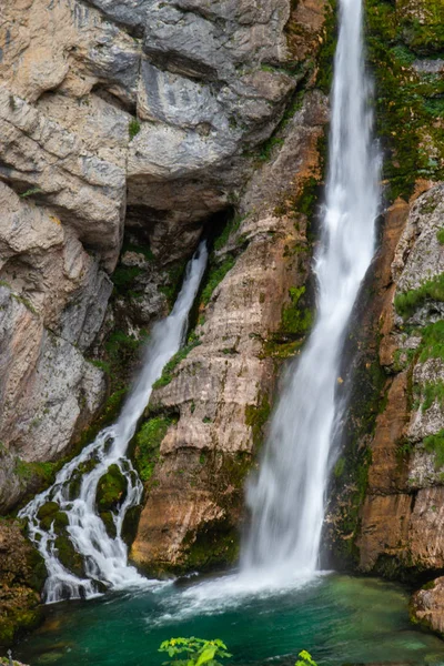 Famous Savica waterfall in Julian Alps, Slovenia — Stock Photo, Image
