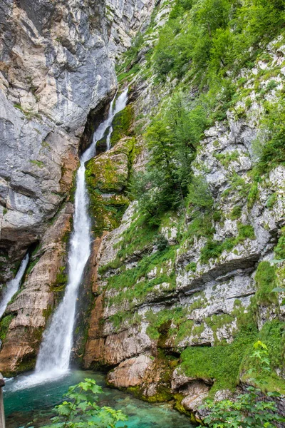 Famous Savica waterfall in Julian Alps, Slovenia — Stock Photo, Image