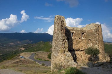 Gürcistan'da eski ortodoks kilisesi Jvari cephesi