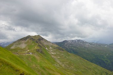 Bad Gastein, Avusturya'da teleferiğin tepesinden Alpler'in görünümü