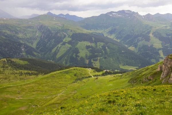 Pohled na Alpy z vrcholu lanovky v Bad Gasteinu, Rakousko — Stock fotografie