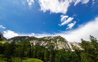 Julian Alps'in Vrsic Pass'ten görünümü, Slovenya