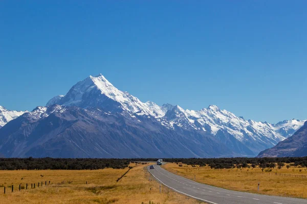 Estrada para o Parque Nacional Aoraki, Nova Zelândia — Fotografia de Stock