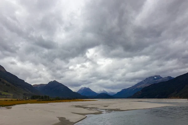 View of northern end of Lake Wakatipu in the South Island , New Zealand — Stock Photo, Image