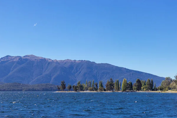 Widok na jezioro Te Anau, Fiordland, Nowa Zelandia — Zdjęcie stockowe