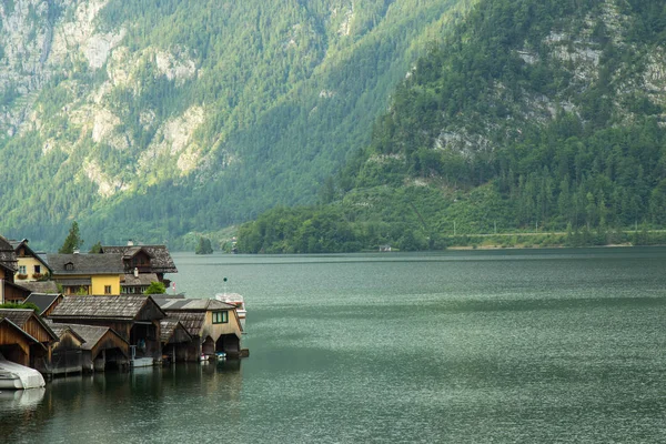 Vista da famosa aldeia de Hallstatt na Áustria — Fotografia de Stock