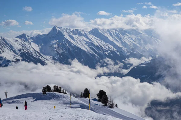 Blick auf das Skigebiet Mayrhofen, Österreichische Alpen — Stockfoto