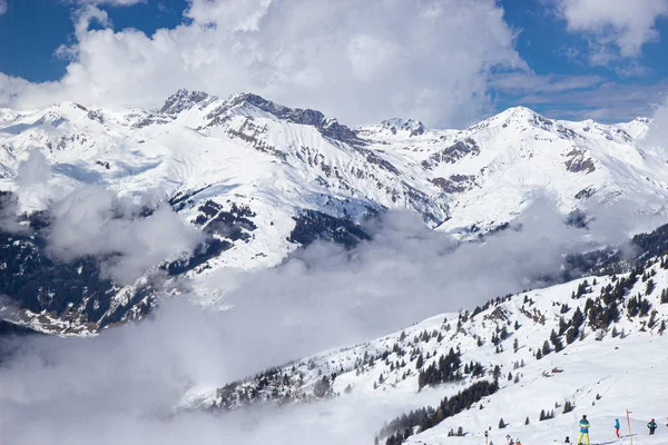 Uitzicht op Mayrhofen Ski Resort, Oostenrijkse Alpen — Stockfoto