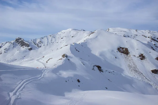 Vista sulla stazione sciistica di Mayrhofen in inverno, Austria — Foto Stock