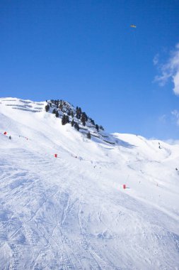 kış aylarında Mayrhofen kayak merkezi görünümü, Avusturya