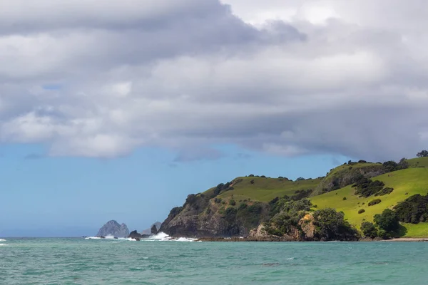 Bay of Islands teknesinden görünümü, Yeni Zelanda — Stok fotoğraf