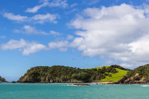 Vista desde el barco de la Bahía de las Islas, Nueva Zelanda — Foto de Stock