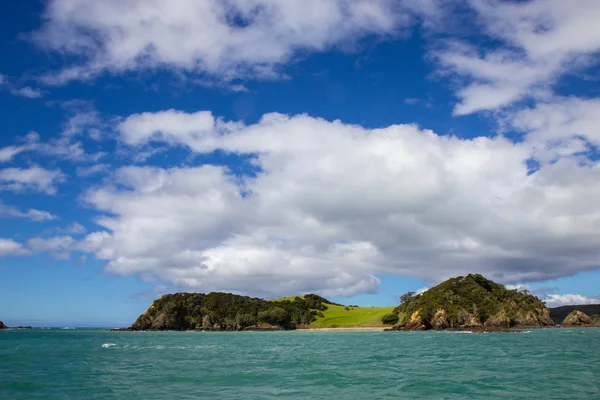 Vista desde el barco de la Bahía de las Islas, Nueva Zelanda — Foto de Stock