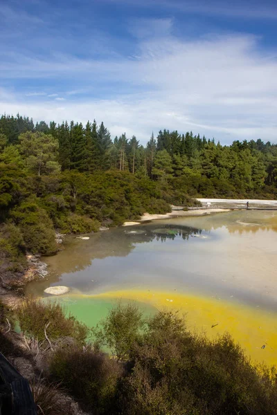 Champagne Pool una zona geotérmica activa, Nueva Zelanda —  Fotos de Stock