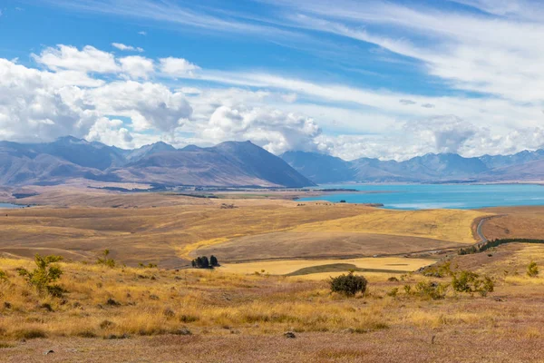 Vista do Lago Tekapo do observatório Mount John — Fotografia de Stock