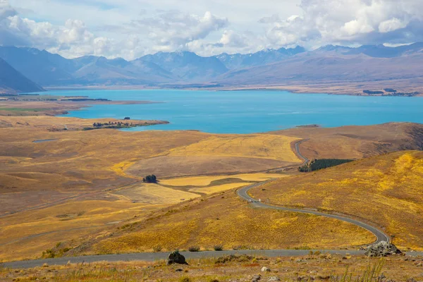 Vista do Lago Tekapo do observatório Mount John — Fotografia de Stock