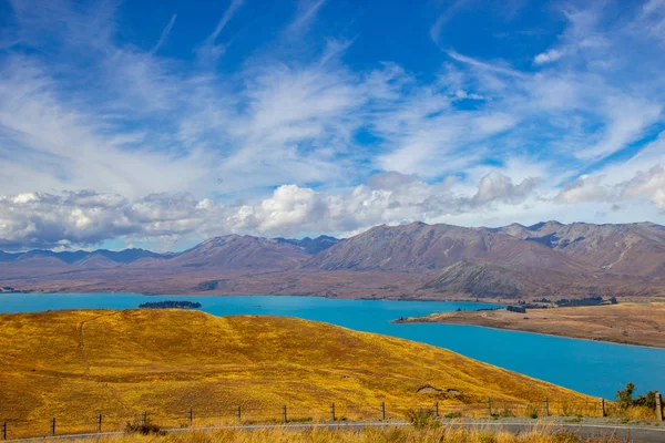 Vista do Lago Tekapo do observatório Mount John — Fotografia de Stock