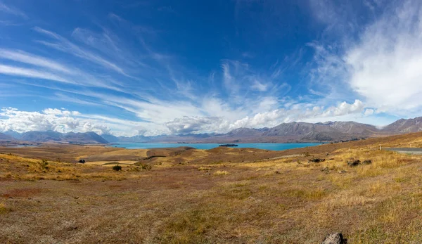 Vista do Lago Tekapo do observatório Mount John — Fotografia de Stock
