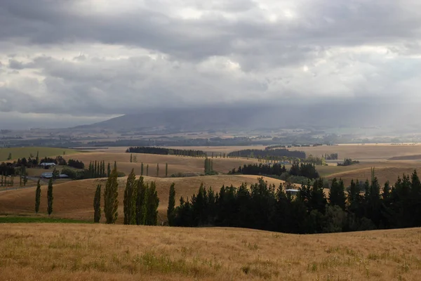 Estrada panorâmica na área de Canterbury, Nova Zelândia — Fotografia de Stock