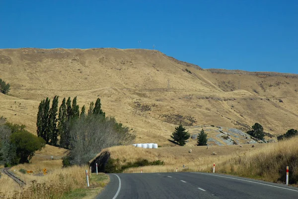 ニュージーランド、カンタベリー地域の風光明媚な道路 — ストック写真