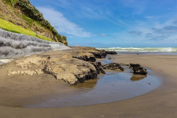 Vista de la playa de Muriwai, isla del norte, Nueva Zelanda —  Fotos de Stock