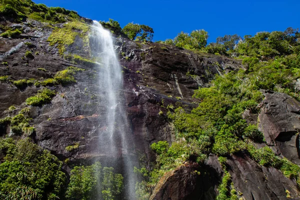 Vista de una de las cascadas de sonido de Milford —  Fotos de Stock